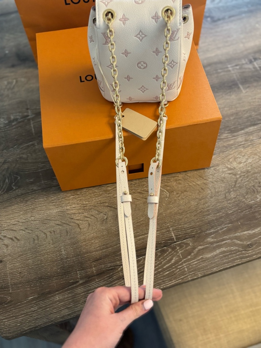 Louis Vuitton Cream/Pink Nano Neo BPM backpack mini - Picture 5 of 16